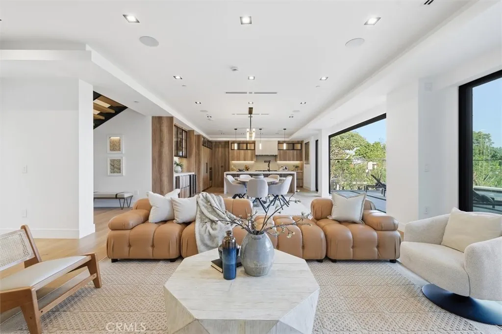 16800 Oak View, Encino, California 91436 home-pic-9